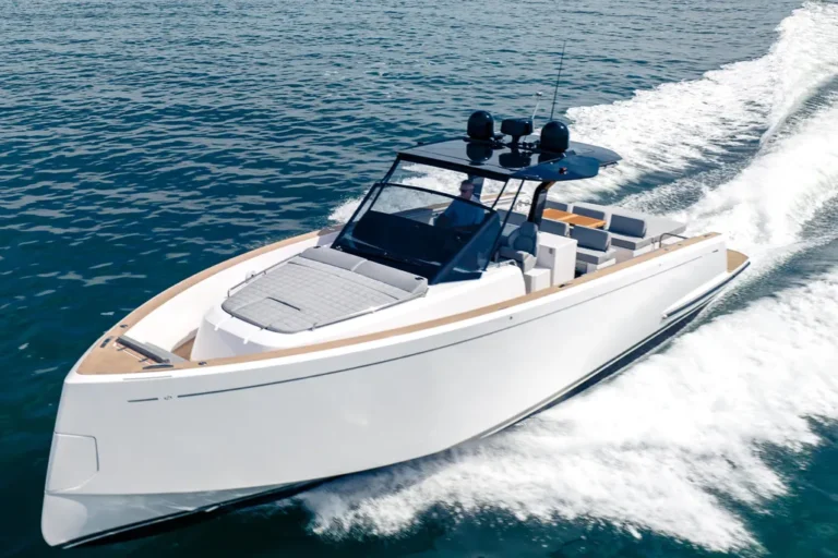 2021-pardo-yachts-43-power-9477293-20241003024418410-1_XLARGE