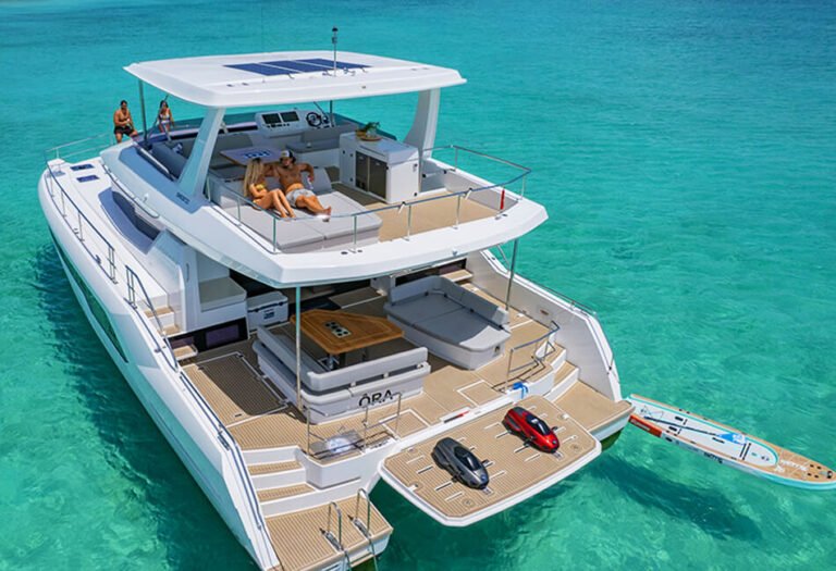 53ft-Leopard-53-Power-Cat-1