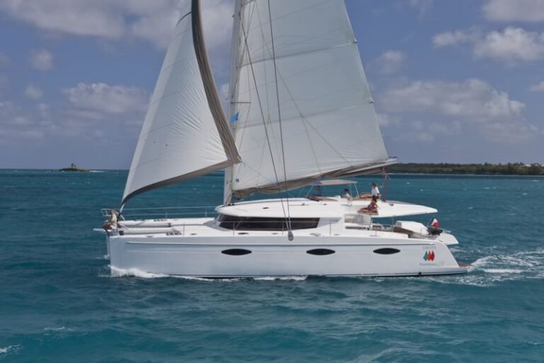 catamaran Sanya 57